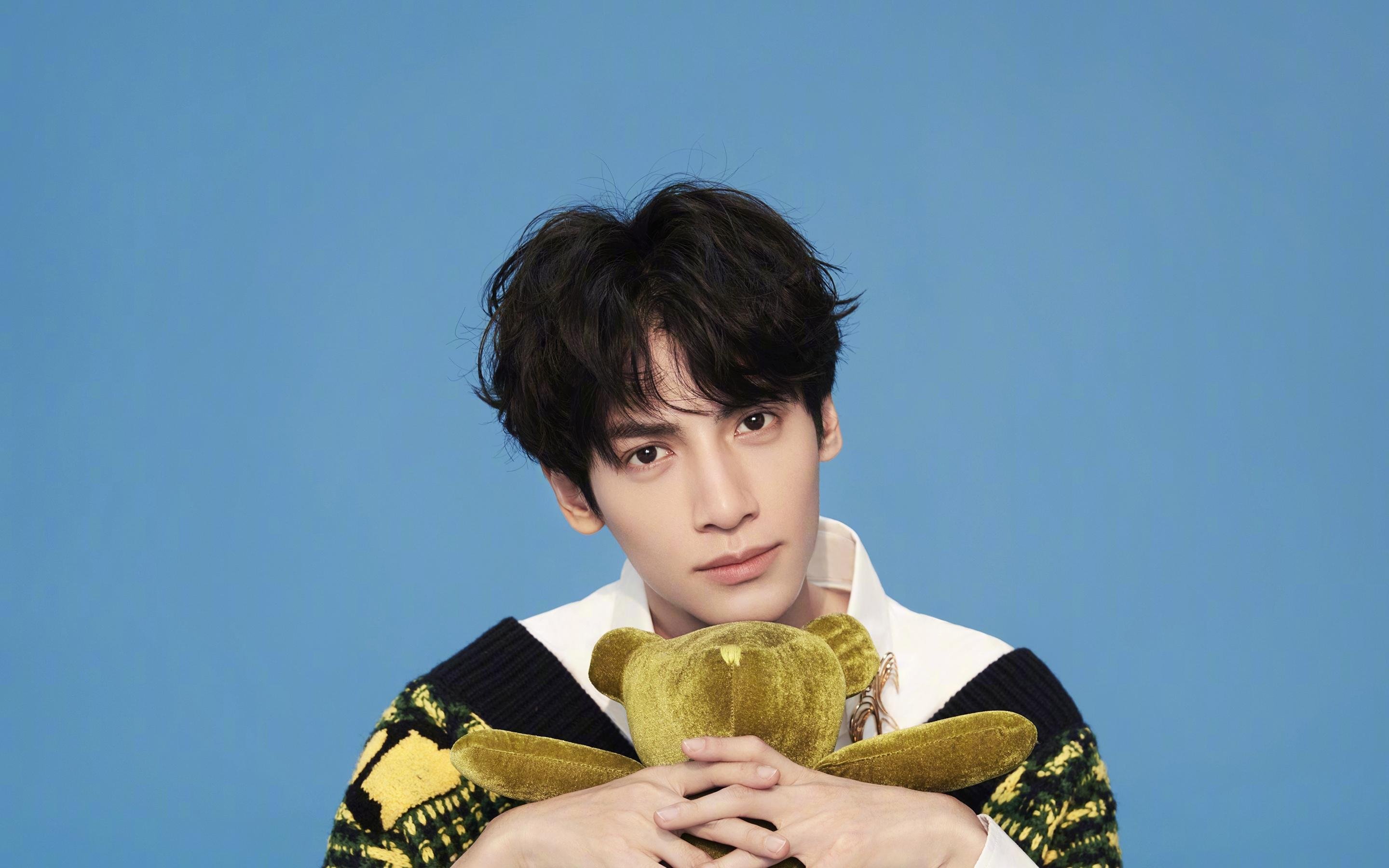 b体育在线平台-欧洲杯变阵奇兵：战术创新引爆现场热情！，欧洲杯揭幕战爆冷