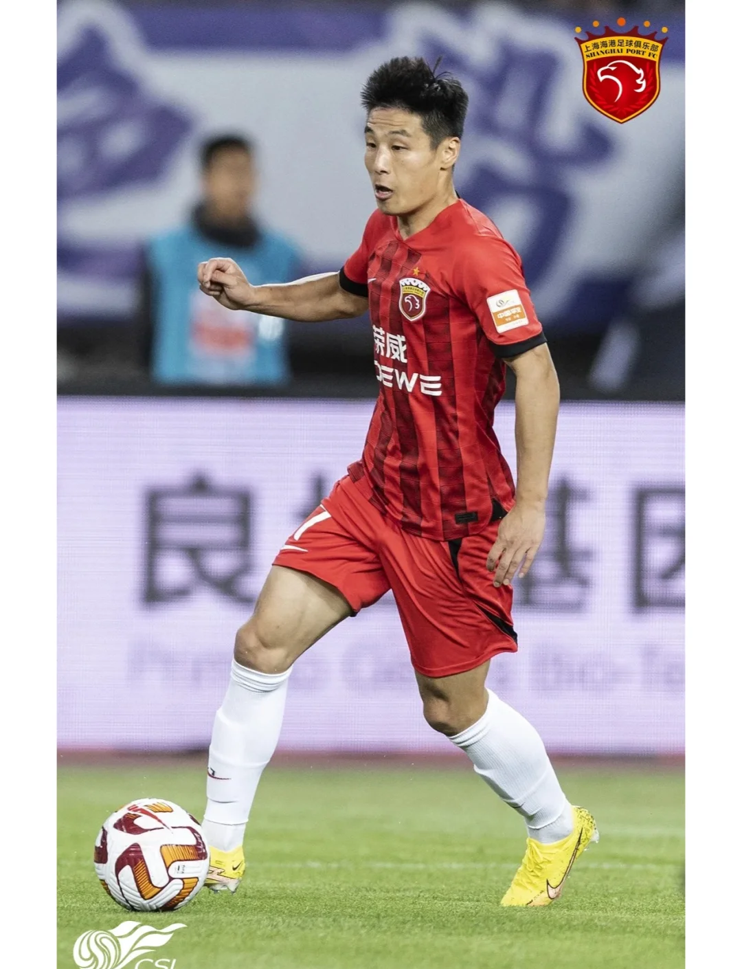 关于B体育APP:武磊：接受采访，分享留洋经验，鼓励年轻球员勇敢追梦的信息