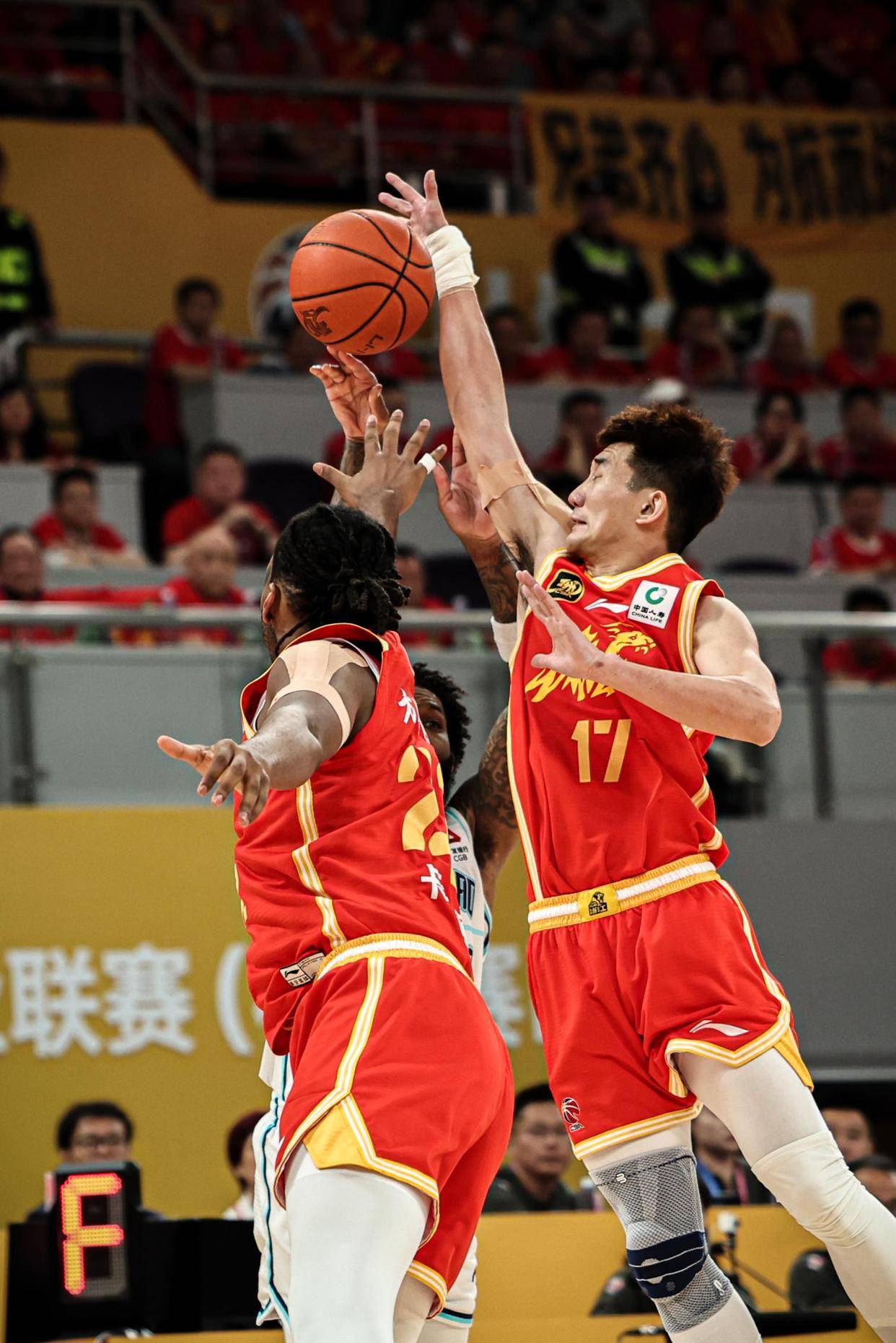 b体育APP-关于爱游戏体育：WCBA联赛，赛制改革是否真的能提升联赛的竞争力？的信息